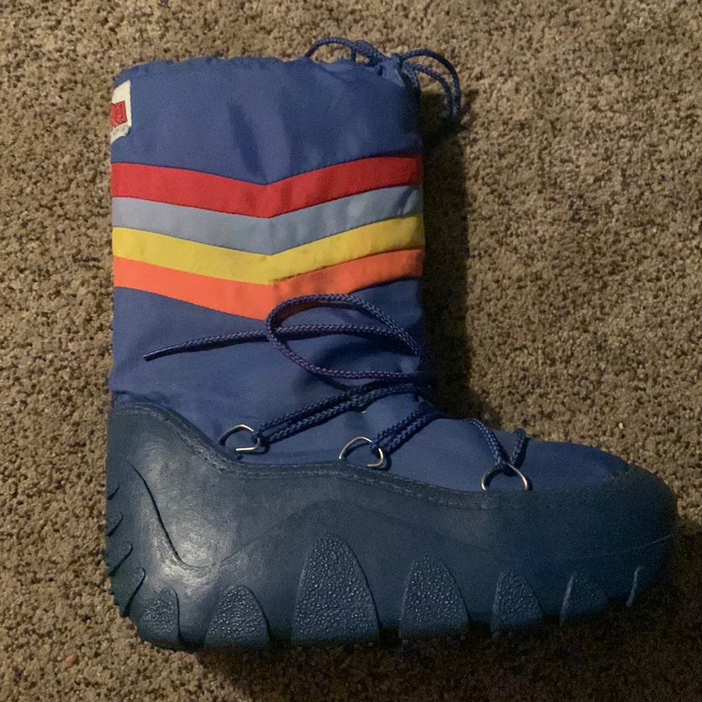 Vintage 80s moon boots